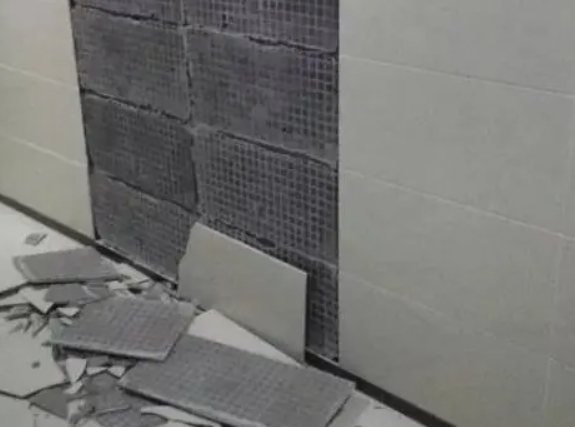 根河瓷砖空鼓维修公司分享下根河墙砖松动维修的知识